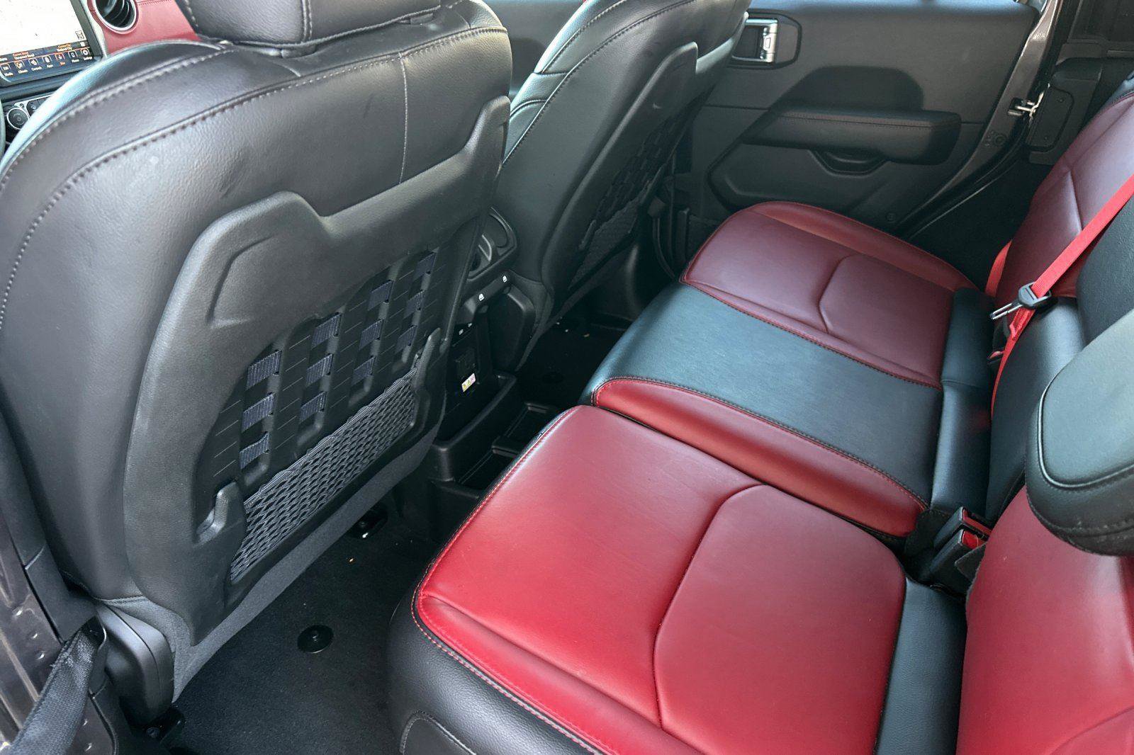 Used 2023 Jeep Wrangler Unlimited Rubicon 4xe image 12