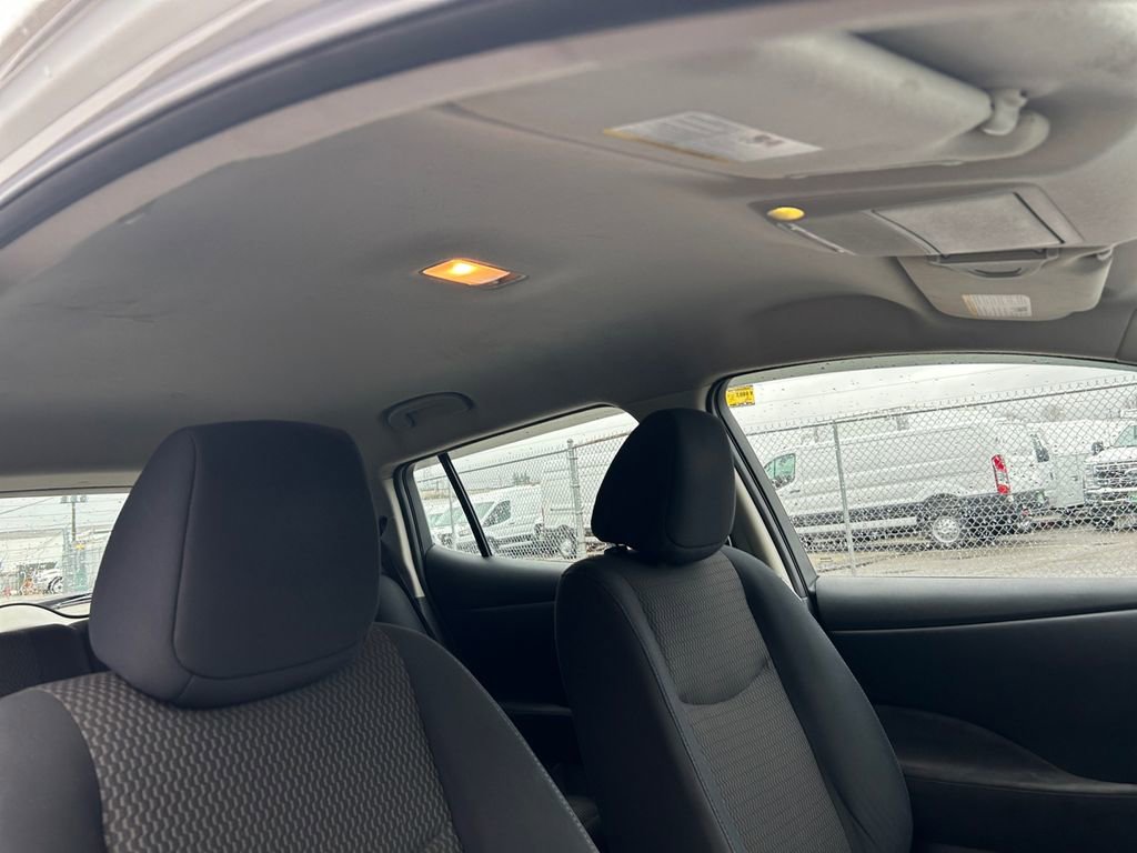 Used 2017 Nissan Leaf S image 27
