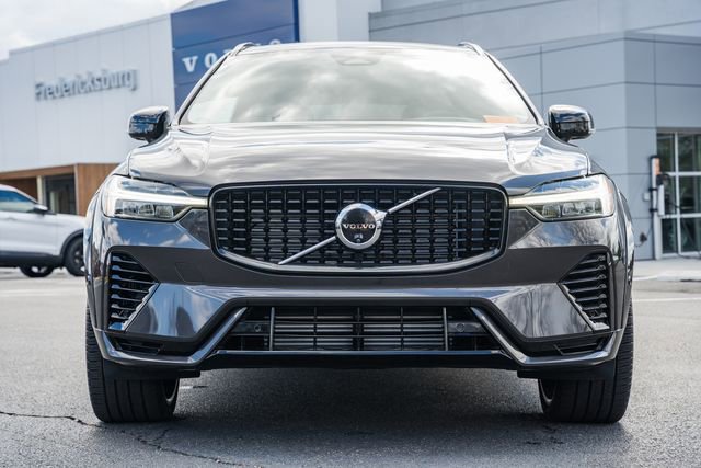 Used 2024 Volvo XC60 T8 Ultimate w/ Protection Package Premier image 2