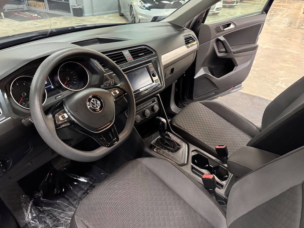 Used 2019 Volkswagen Tiguan S FWD image 32