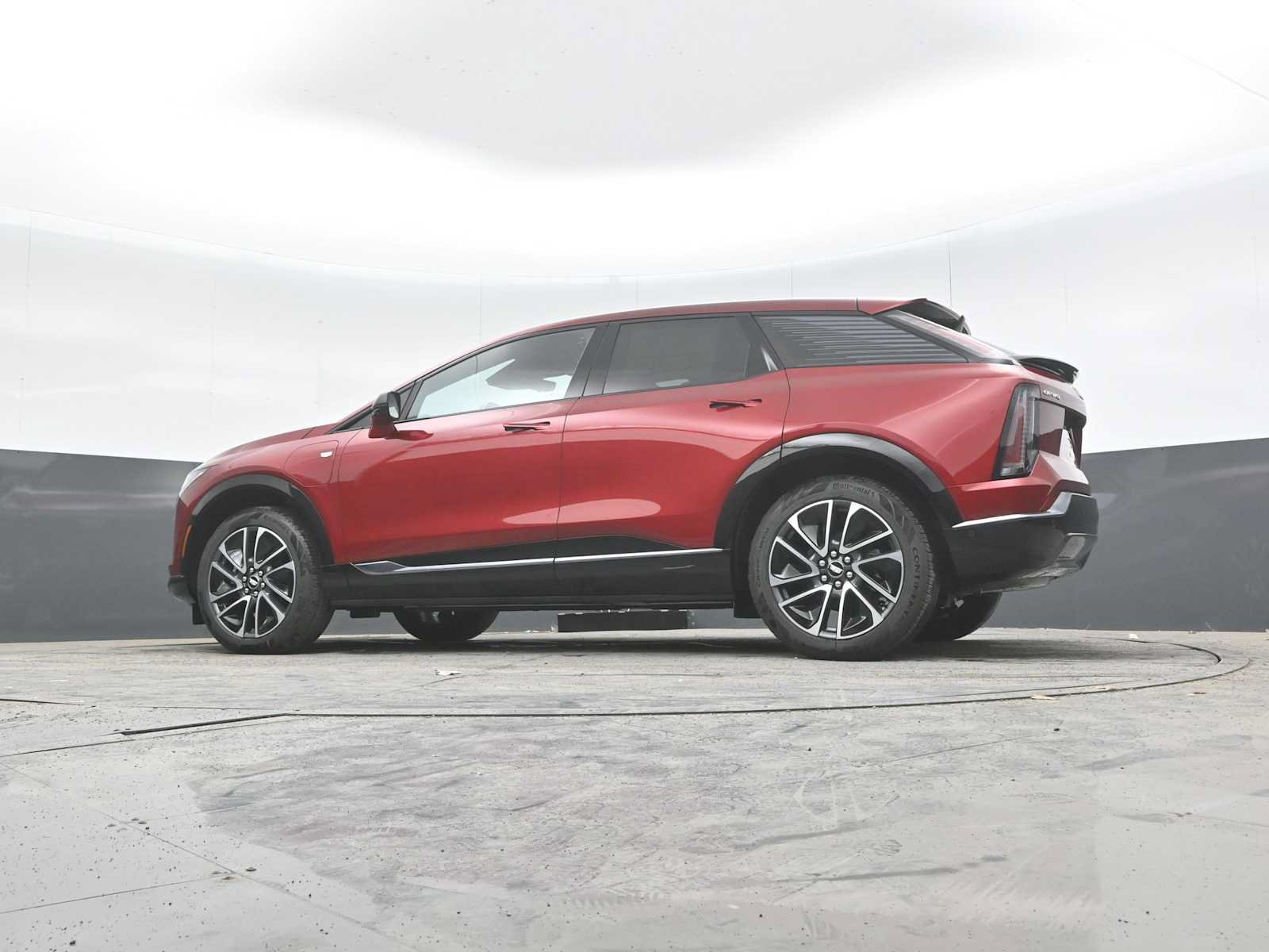New 2027 Cadillac Optiq Sport AWD/4WD image 39