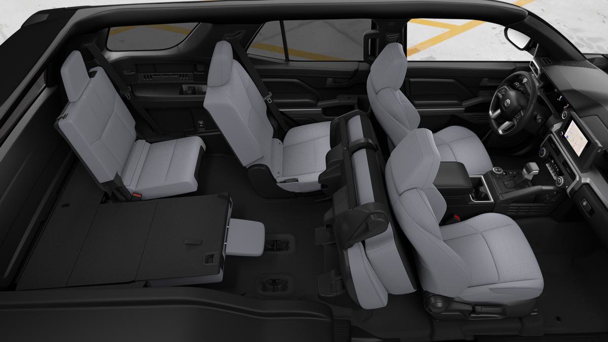 New 2026 Toyota 4Runner SR5 AWD/4WD image 4