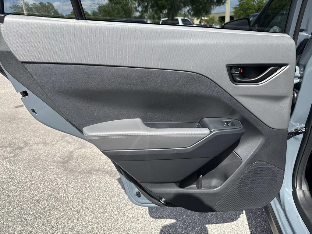 Used 2025 Subaru Crosstrek 2.0i Premium image 13