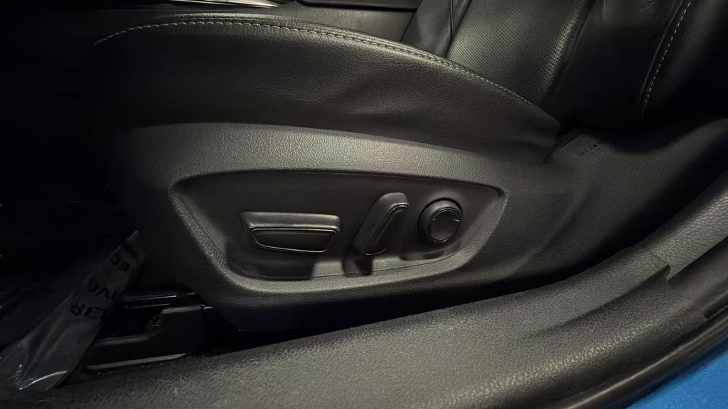 Used 2019 Toyota Camry XSE FWD image 15