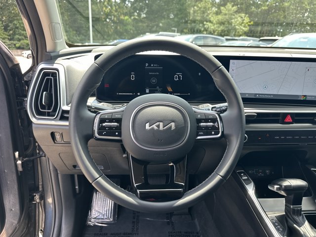 Certified 2024 Kia Sorento S w/ Panoramic Sunroof Package FWD image 28