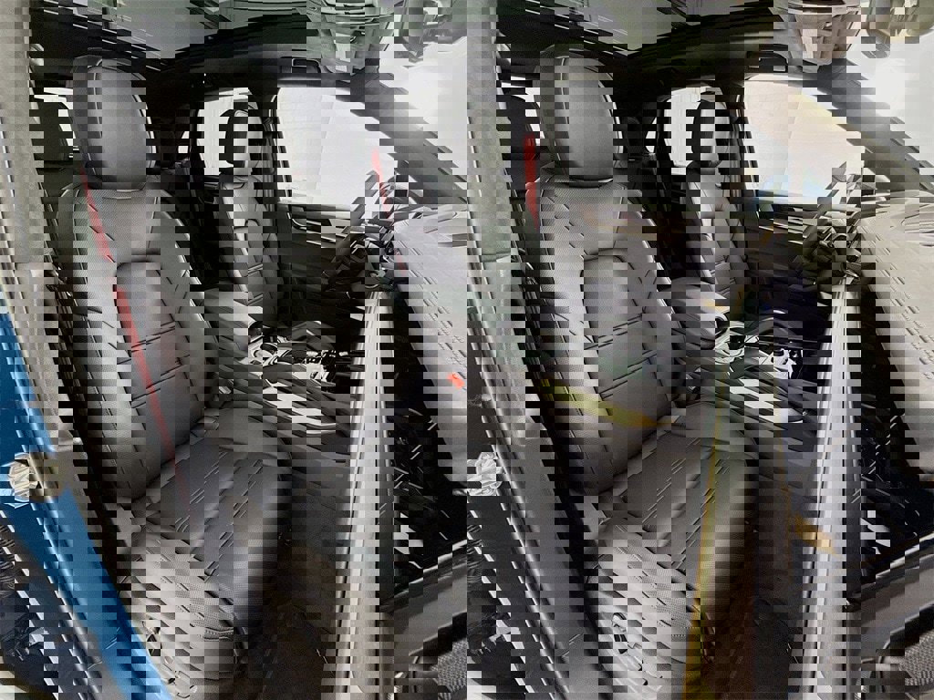 New 2026 Porsche Cayenne GTS image 29