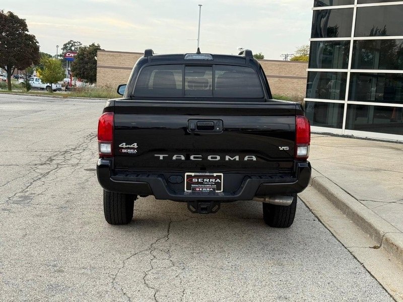 Used 2023 Toyota Tacoma SR image 4
