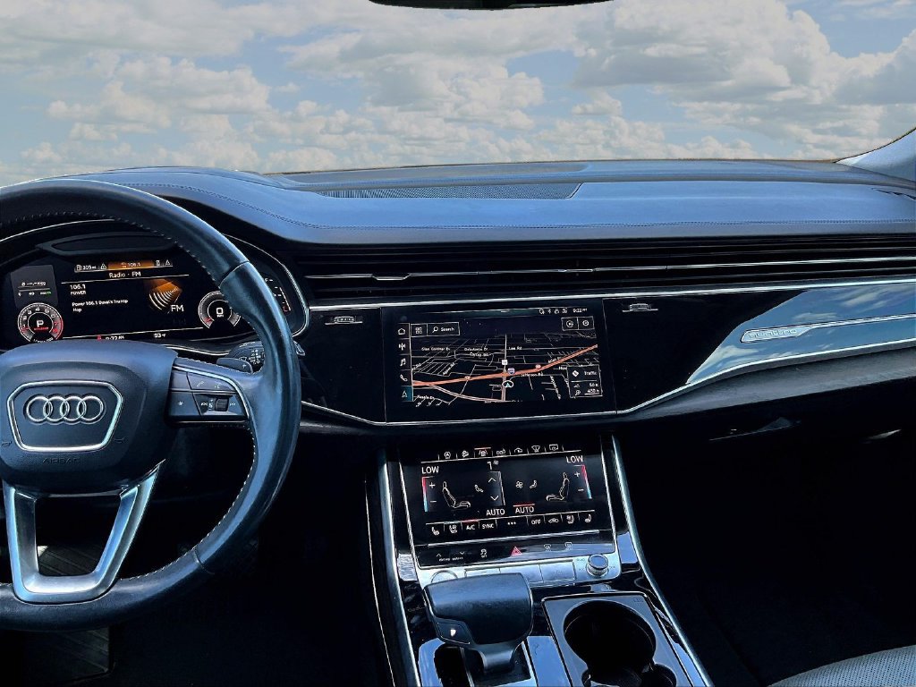 Used 2019 Audi Q8 Prestige w/ Adaptive Chassis Package AWD/4WD image 9