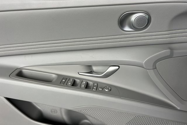 New 2026 Hyundai Elantra Sport image 11