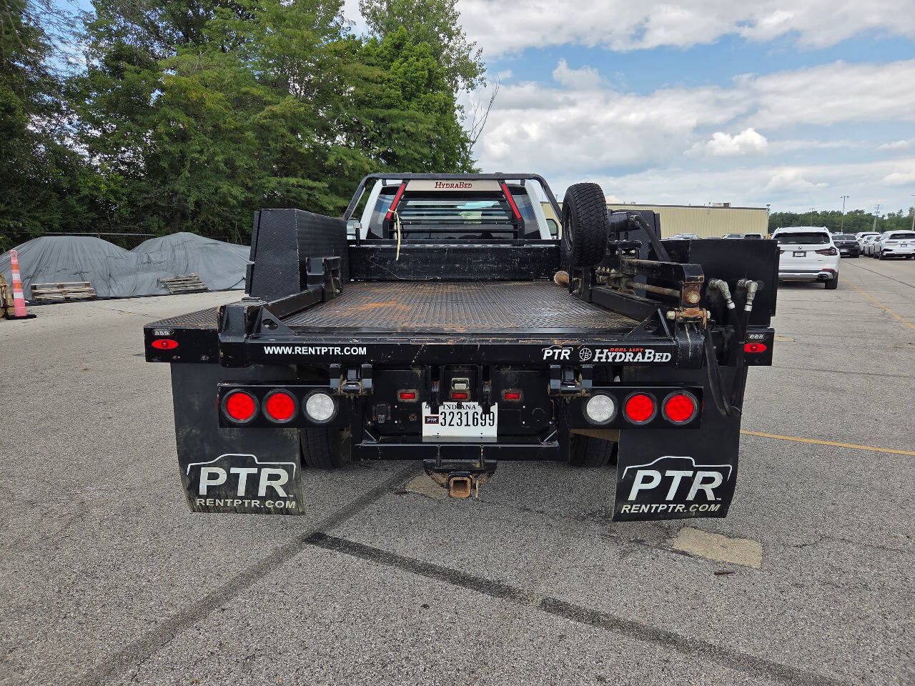 Used 2022 Ford F550 4x4 Crew Cab Super Duty w/ Power Equipment Group image 8
