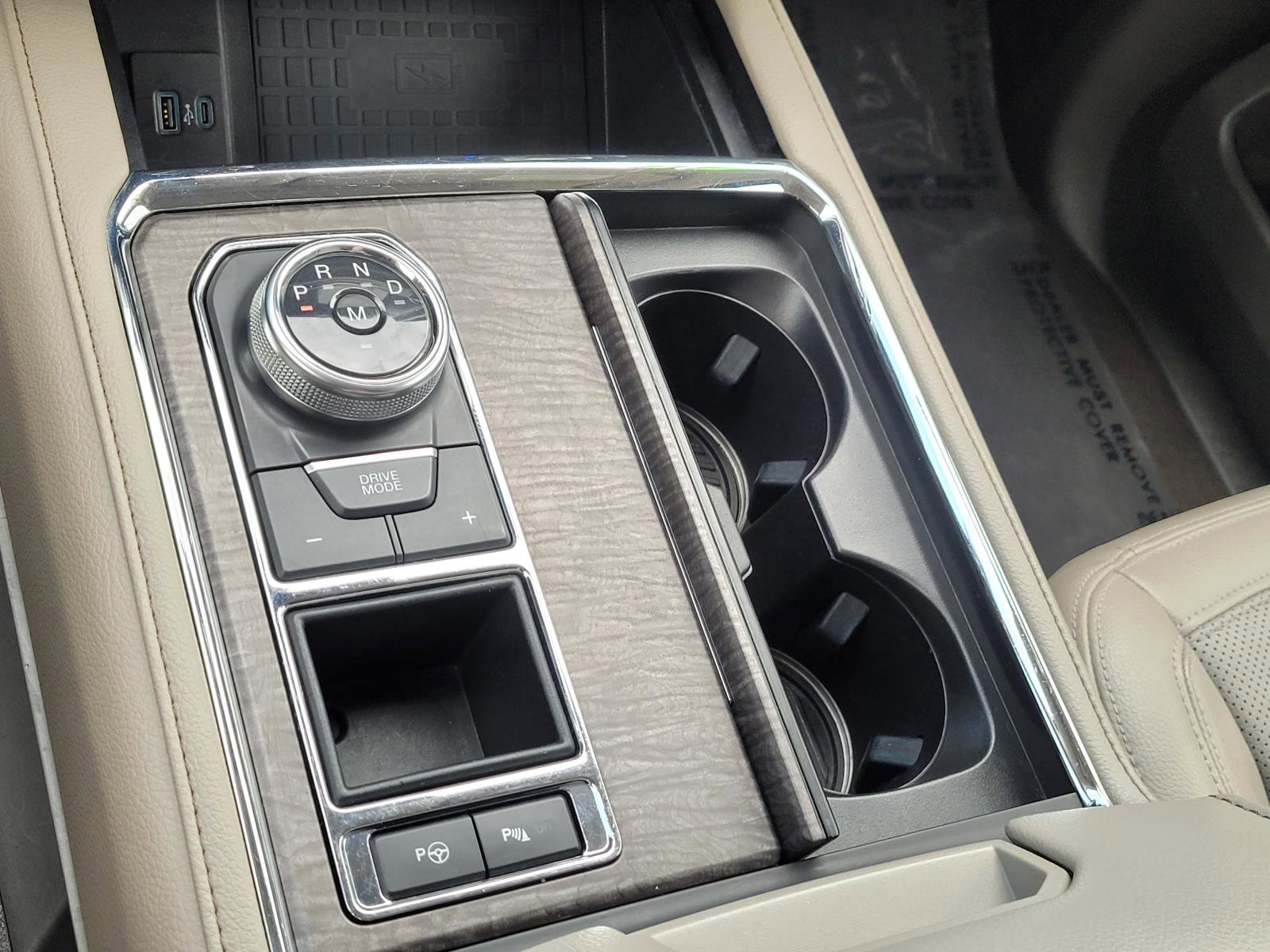 Used 2021 Ford Expedition Limited RWD image 14