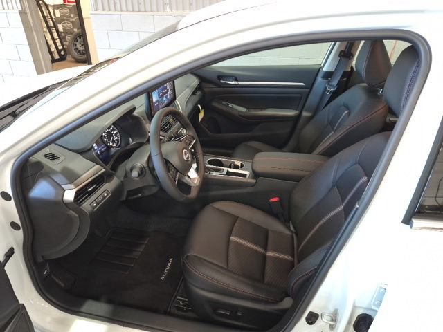 New 2026 Nissan Altima 2.5 SR FWD image 9
