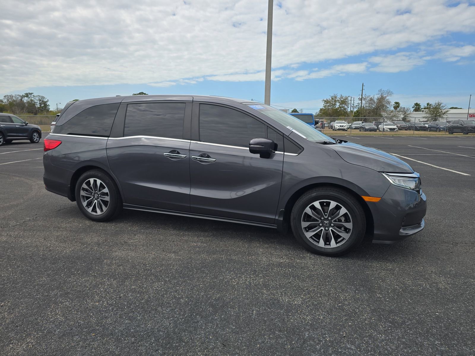 Certified 2023 Honda Odyssey EX-L image 2