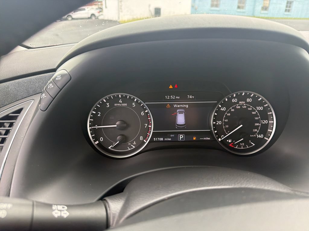 Used 2023 Nissan Armada SV w/ Cargo Package AWD/4WD image 7