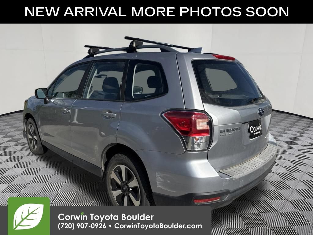 Used 2017 Subaru Forester 2.5i w/ Alloy Wheel Package AWD/4WD image 5