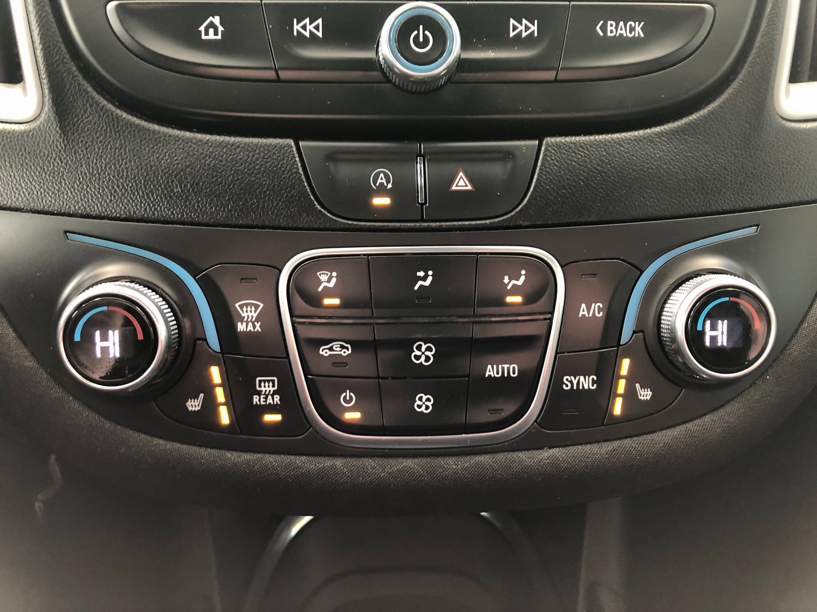 Used 2023 Chevrolet Malibu LT image 24