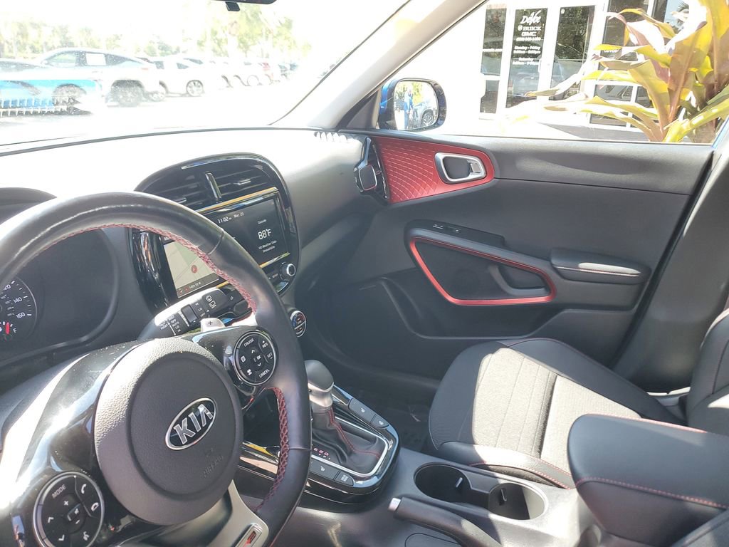 Used 2020 Kia Soul GT-Line Turbo image 23