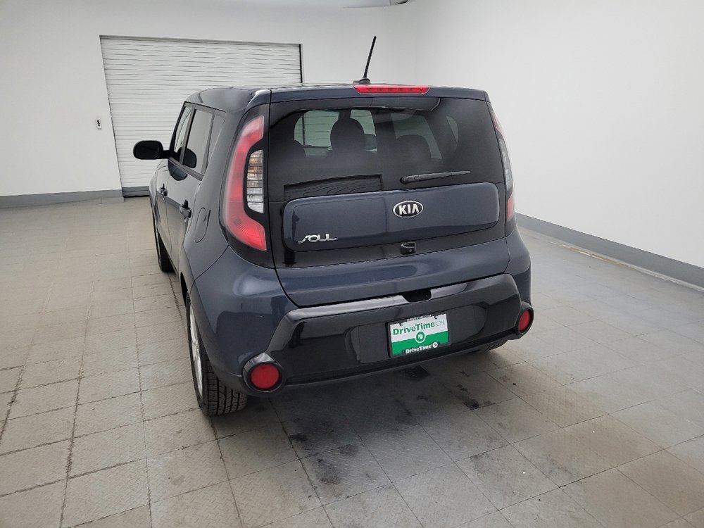 Used 2016 Kia Soul + FWD image 6