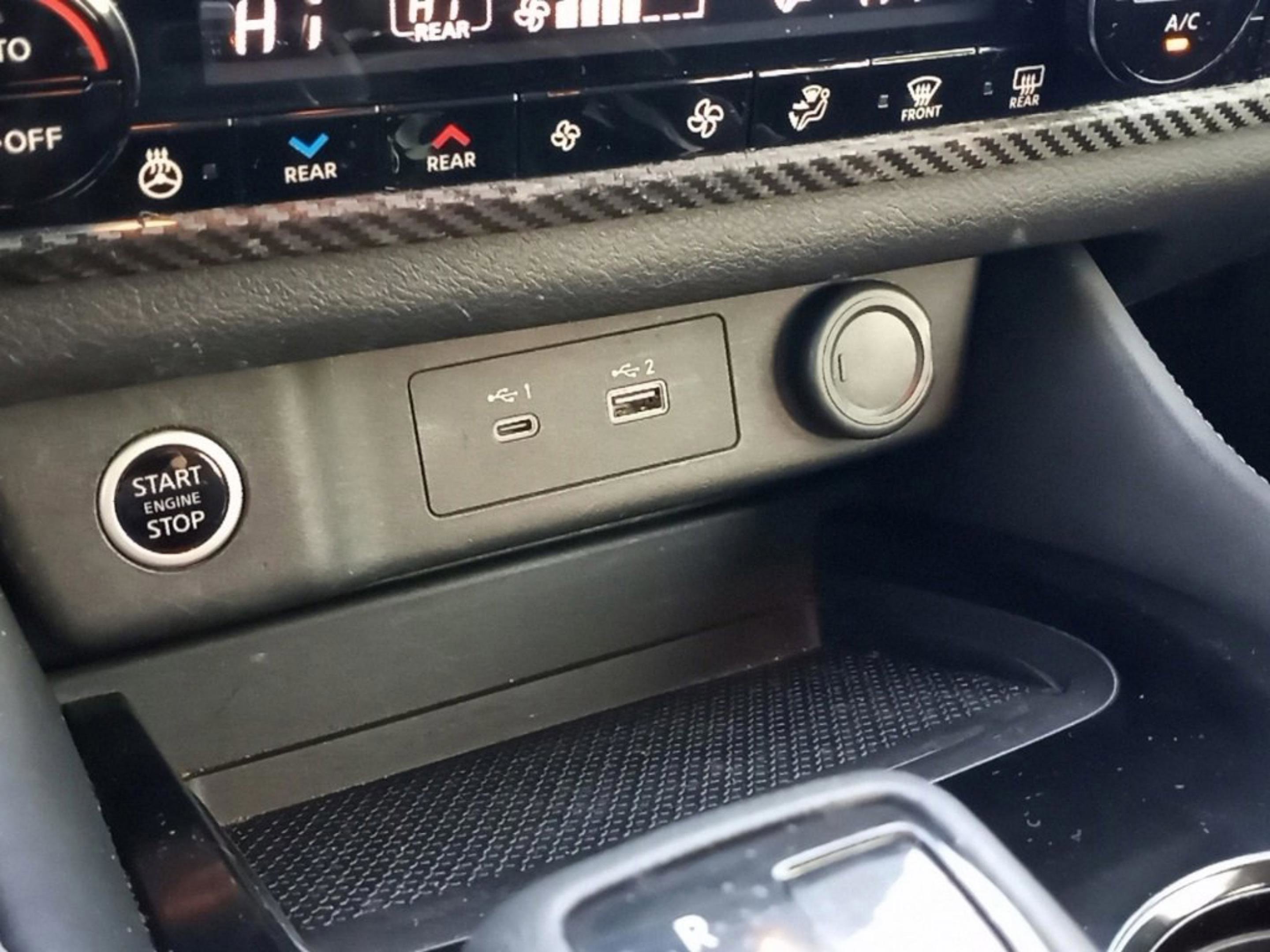 Used 2021 Nissan Rogue SL w/ Premium Package image 16