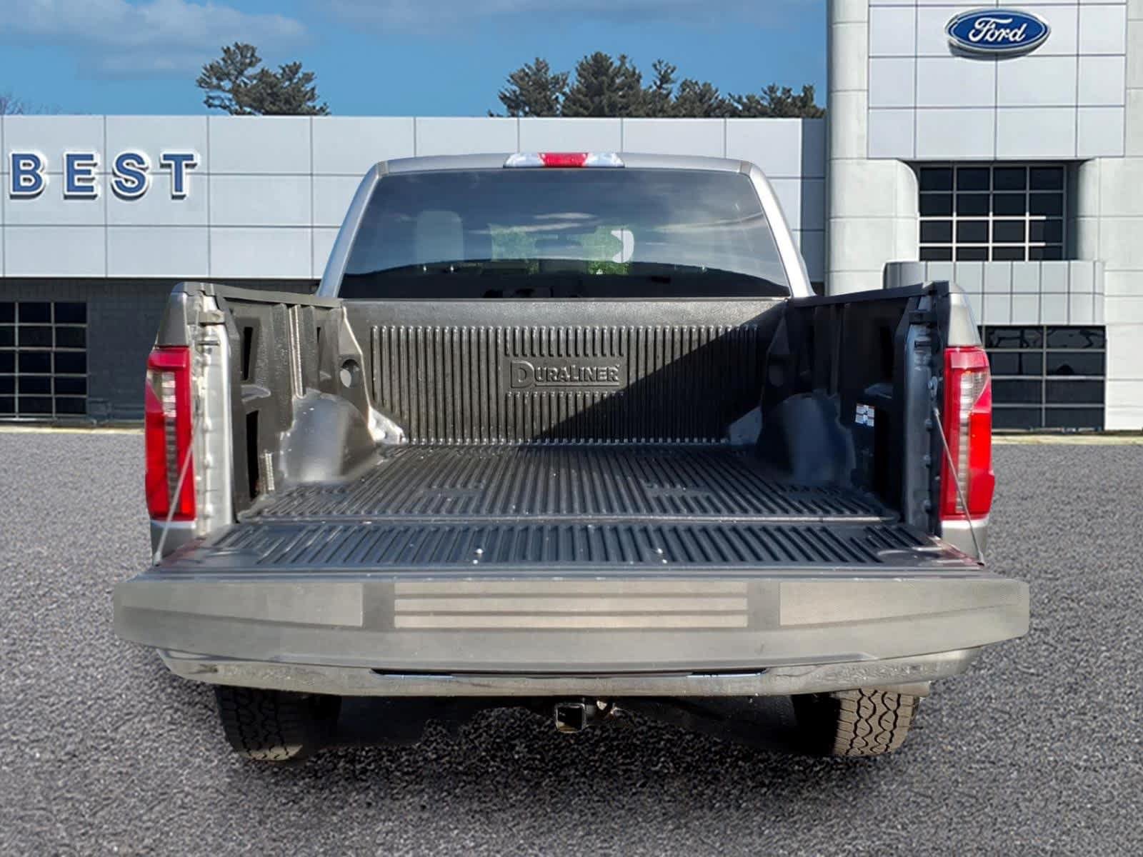 Used 2025 Ford F150 XLT w/ Equipment Group 301A Standard AWD/4WD image 6
