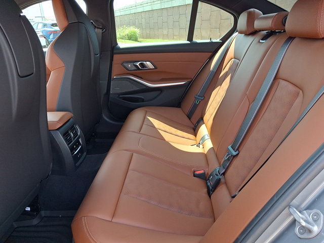 Used 2026 BMW M3 w/ Executive Package RWD image 10