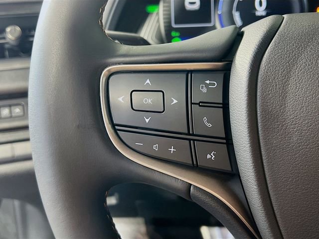 Used 2020 Lexus UX 250h w/ Accessory Package 2 image 18