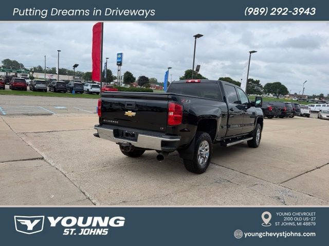 Certified 2018 Chevrolet Silverado 2500 LT w/ LT Convenience Package AWD/4WD image 4