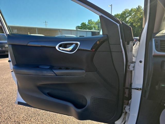 Used 2019 Nissan Sentra SV FWD image 32