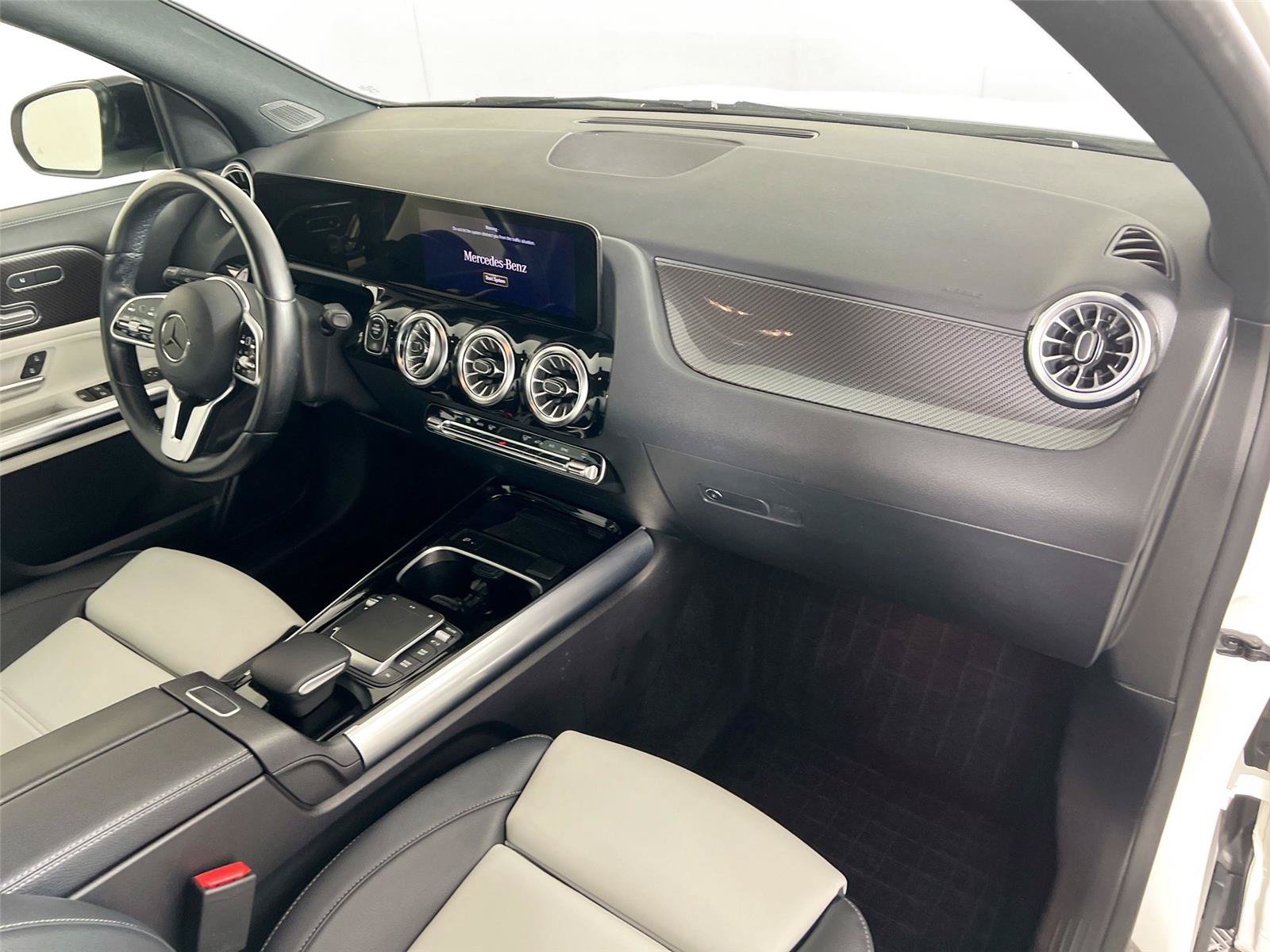 Certified 2023 Mercedes-Benz GLA 250 4MATIC image 27