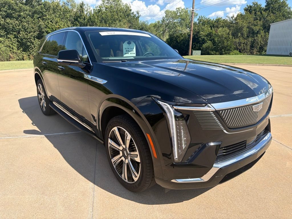 Certified 2025 Cadillac Escalade IQ Luxury 2 AWD/4WD image 3
