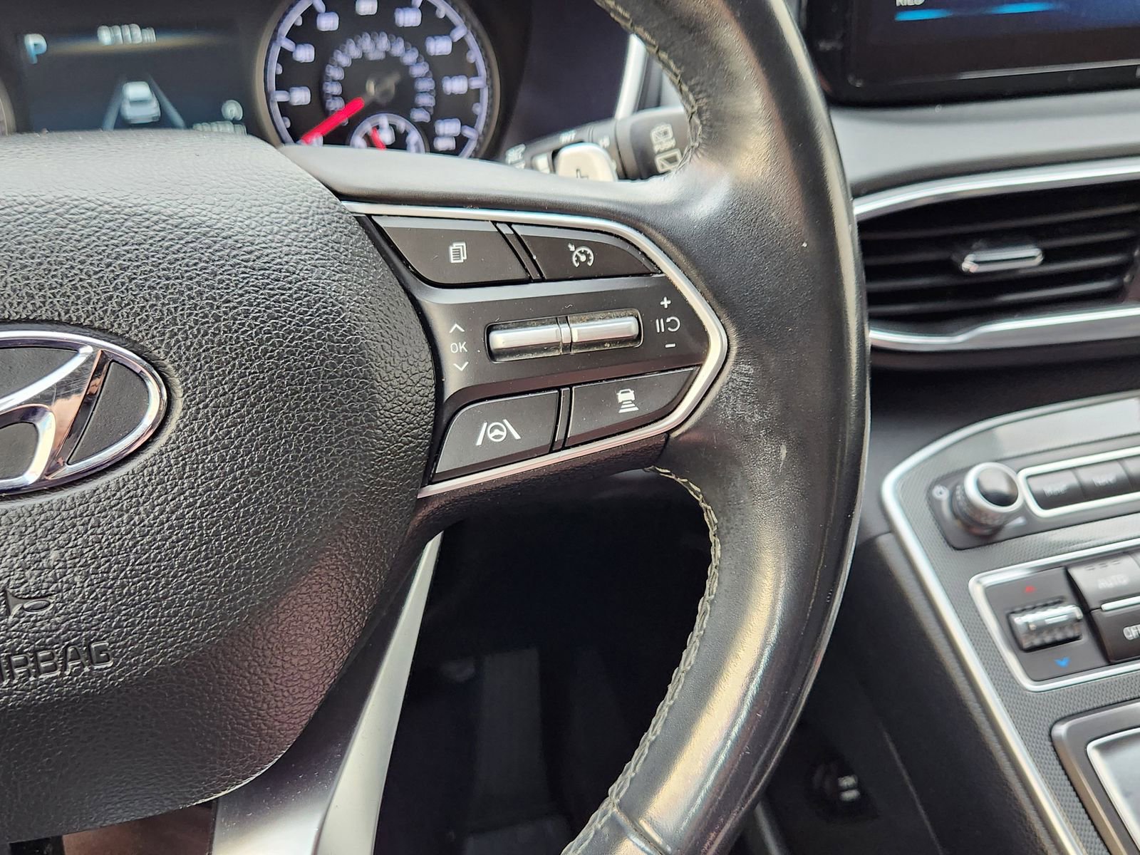 Used 2023 Hyundai Santa Fe SEL image 35