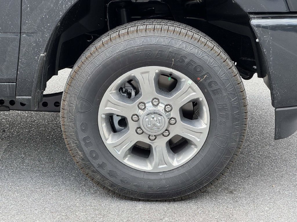 New 2026 RAM 2500 Big Horn AWD/4WD image 11