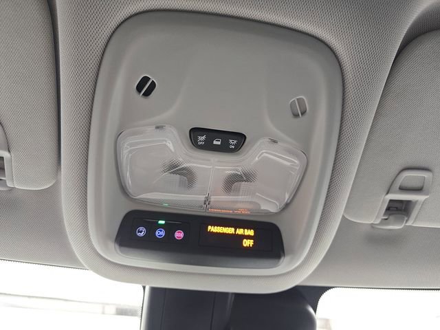 Used 2025 Chevrolet TrailBlazer LT image 36