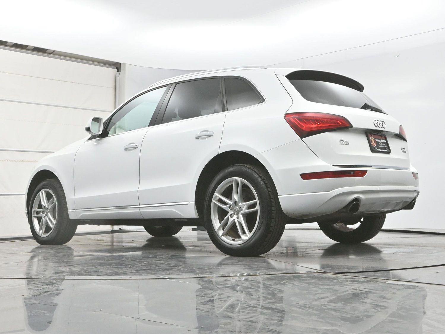 Used 2017 Audi Q5 2.0T Premium AWD/4WD image 30