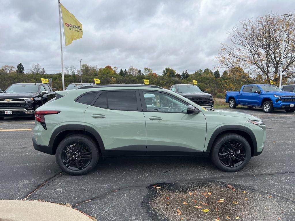 New 2026 Chevrolet Trax ACTIV w/ Sunroof Package image 3