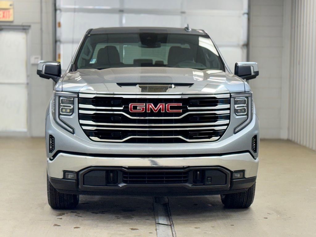 New 2026 GMC Sierra 1500 SLT w/ SLT Convenience Package AWD/4WD image 2