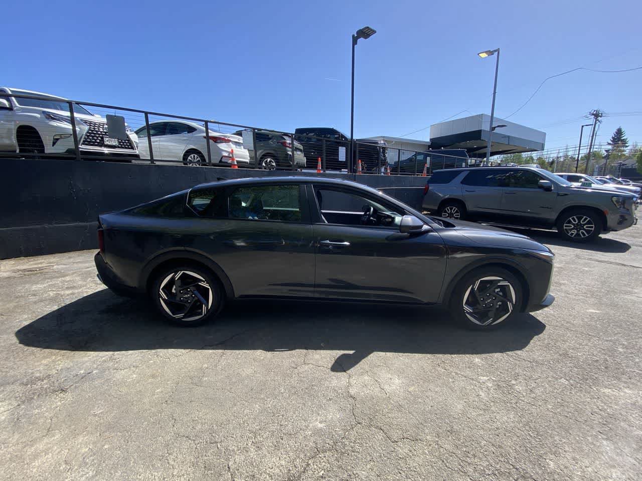 Used 2025 Kia K4 EX FWD image 7