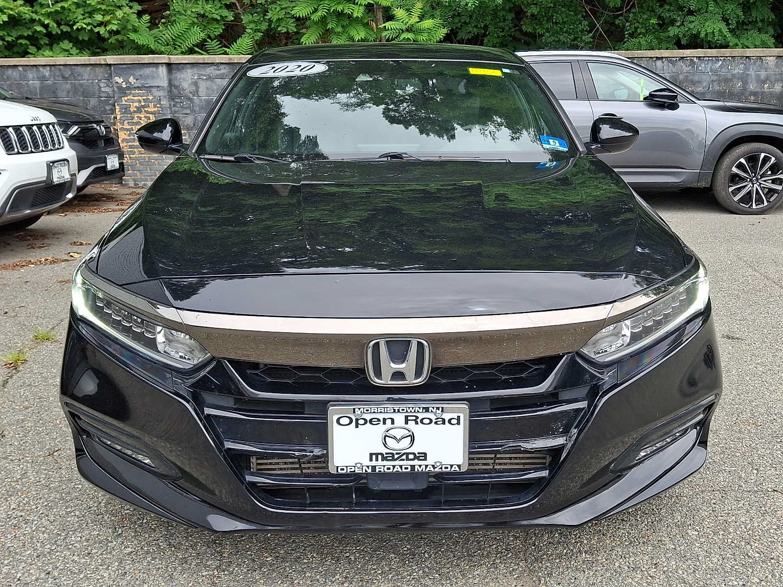 Used 2020 Honda Accord Sport image 2