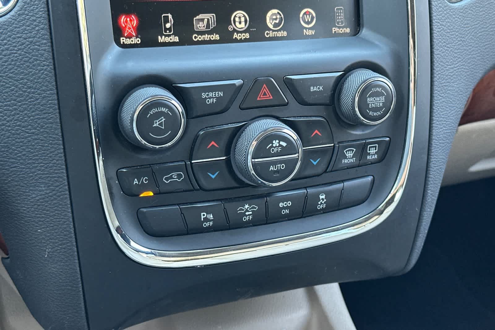 Used 2015 Dodge Durango Citadel w/ Technology Group RWD image 24