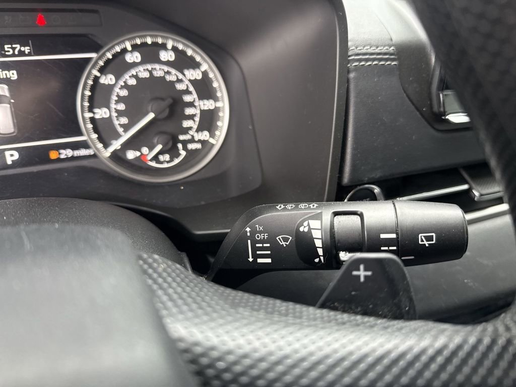 Used 2023 Mitsubishi Outlander ES AWD/4WD image 18