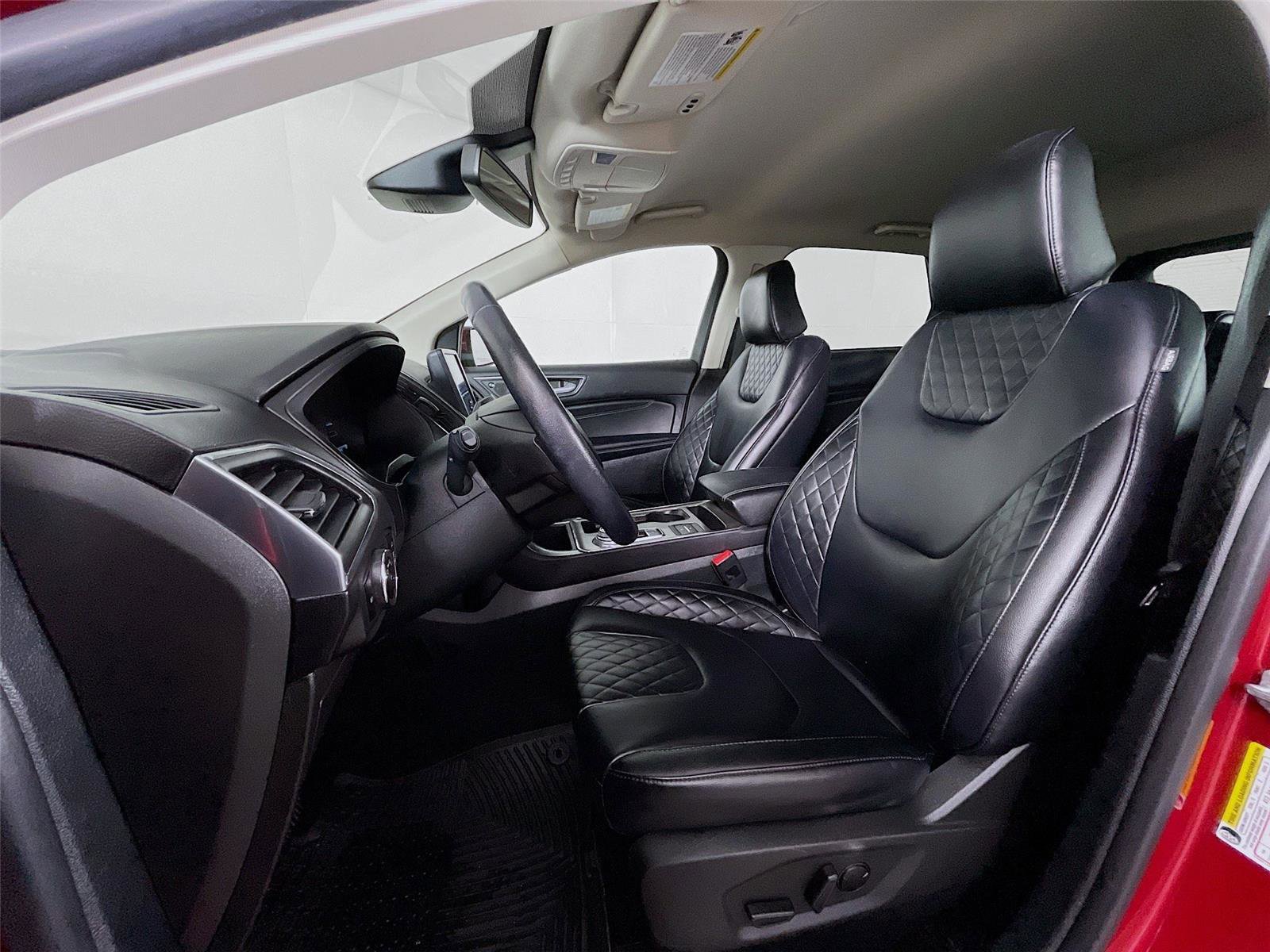 Used 2023 Ford Edge Titanium image 24