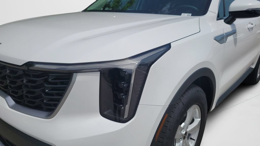 New 2026 Kia Sorento LX FWD image 25