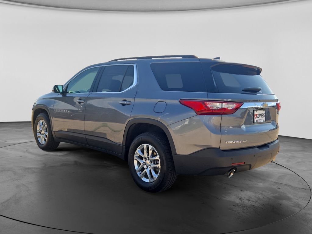 Used 2021 Chevrolet Traverse LT w/ LPO, Floor Liner Package AWD/4WD image 8