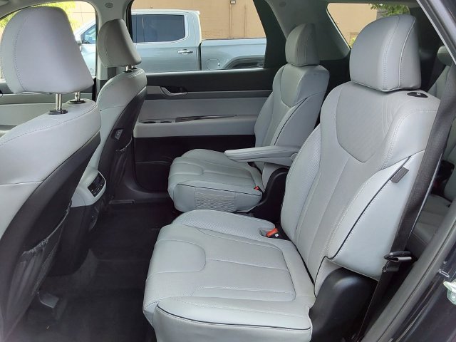 Used 2025 Hyundai Palisade SEL AWD/4WD image 14