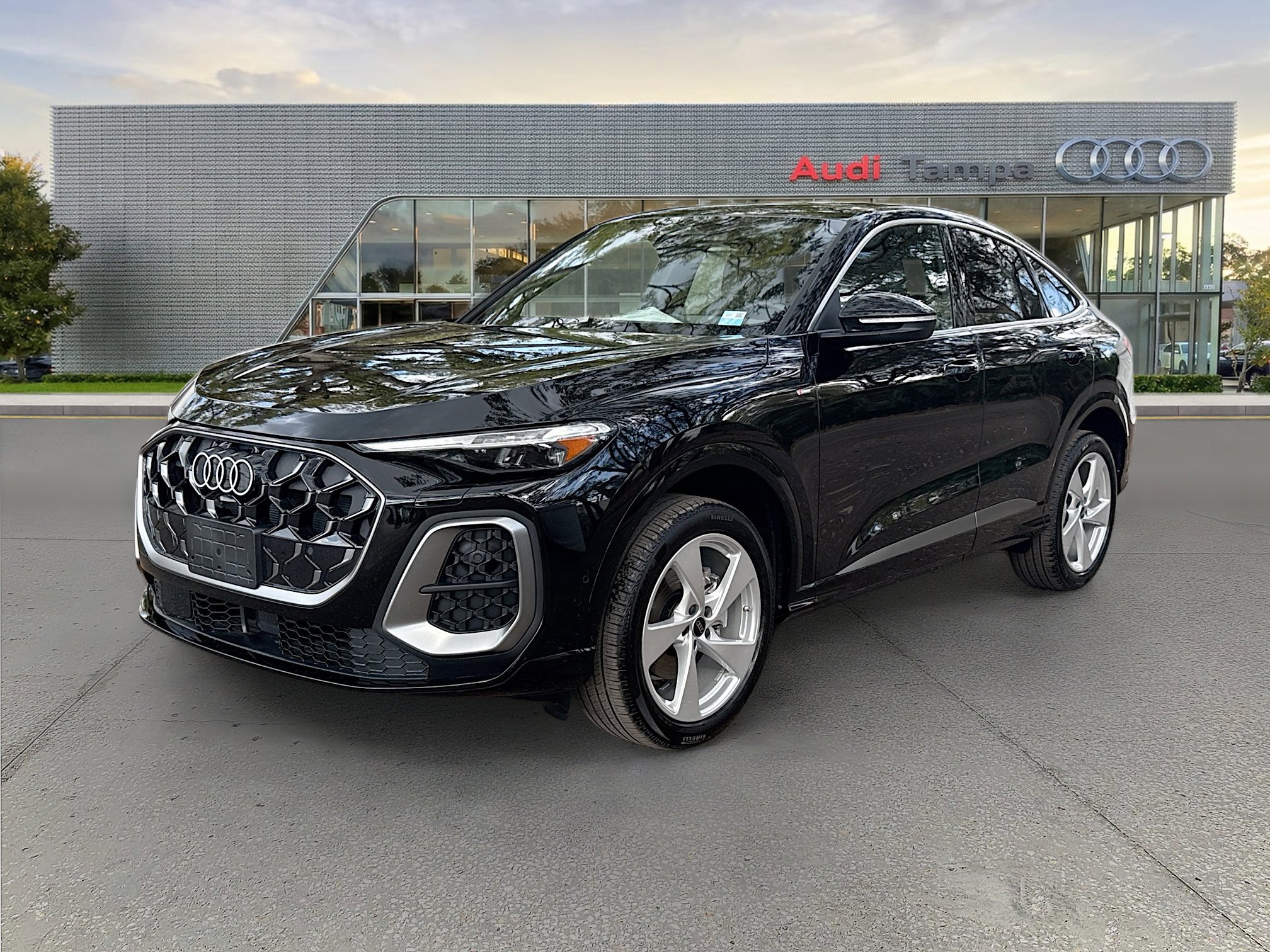 New 2025 Audi Q5 Premium Plus image 7