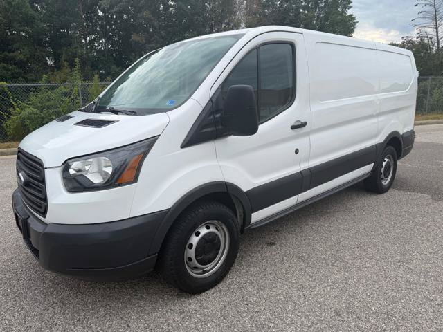Used 2016 Ford Transit 150 130 Low Roof RWD image 31