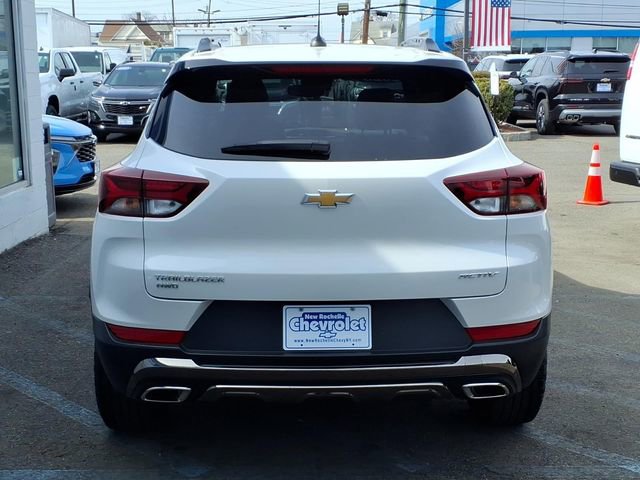 Used 2023 Chevrolet TrailBlazer ACTIV w/ Sun and Liftgate Package image 5