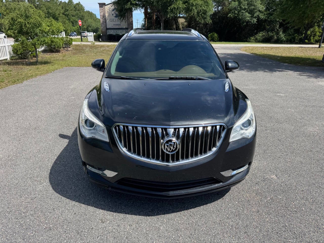 Used 2015 Buick Enclave Premium w/ Experience Buick Package FWD image 2