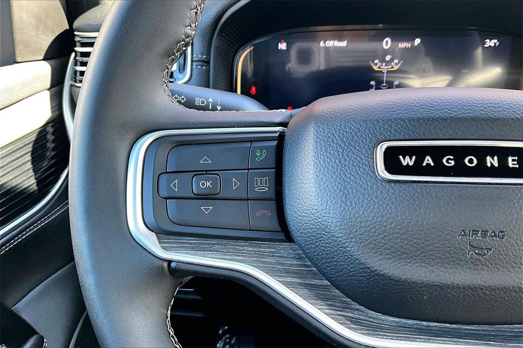 Used 2024 Jeep Wagoneer L Series II w/ Flexible Seating Group image 21