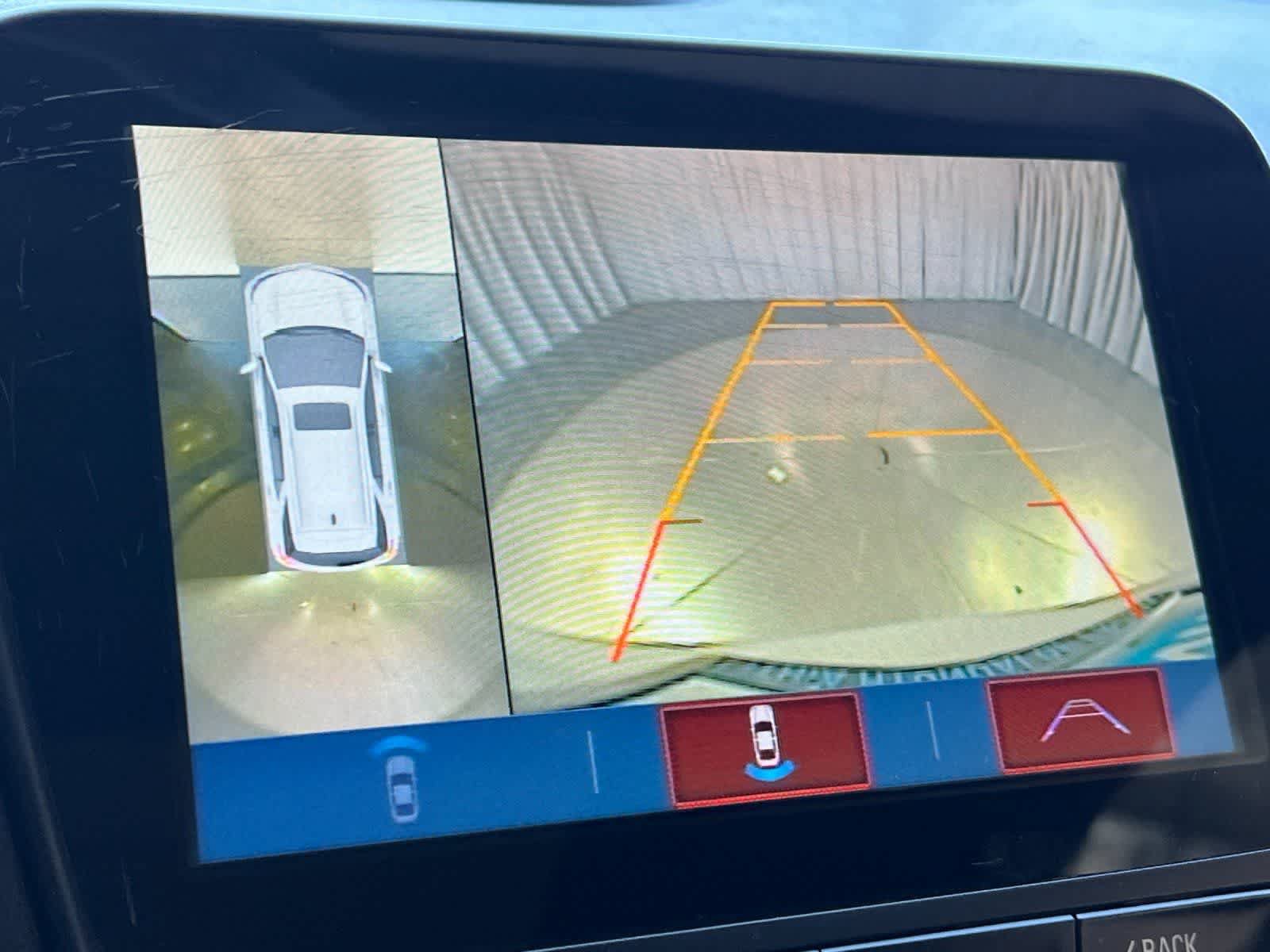 Used 2018 Chevrolet Equinox Premier FWD image 21